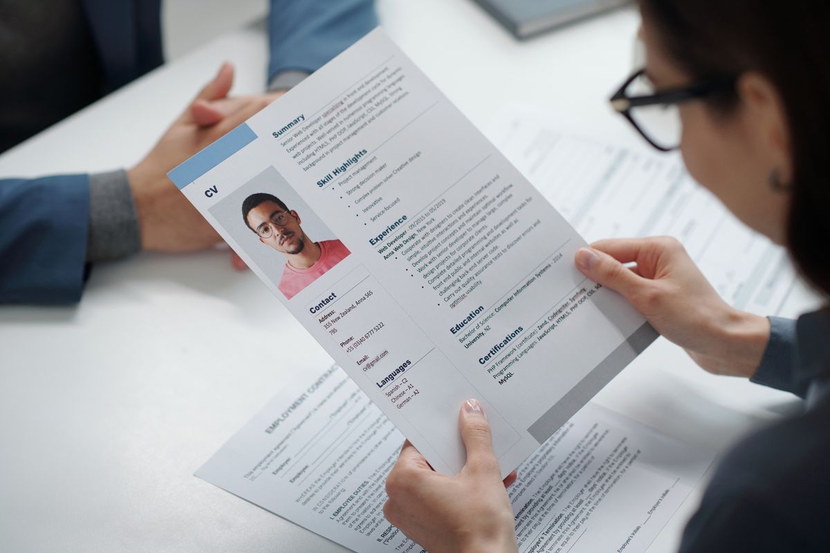 Pentingnya CV Profesional untuk Dunia Kerja